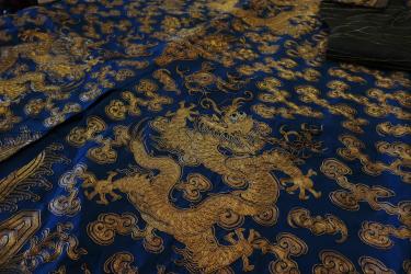 Blog Modemuze Sjoukje Telleman restauratie Chinese kimono met gouddraden