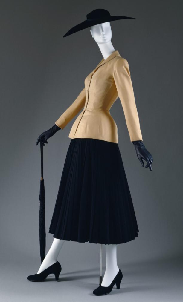Christian Dior, Bar Suit, 1947, collectie The Metropolitan Museum of Art.