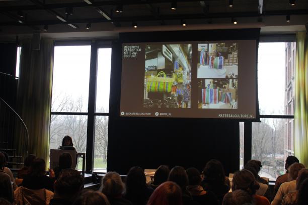 Blog Charlotte de Gier Verslag Curating Fashion In and Out of the Ethnographic mode etnografische musea